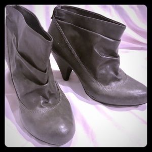 Zara Women's Ankle Bootie